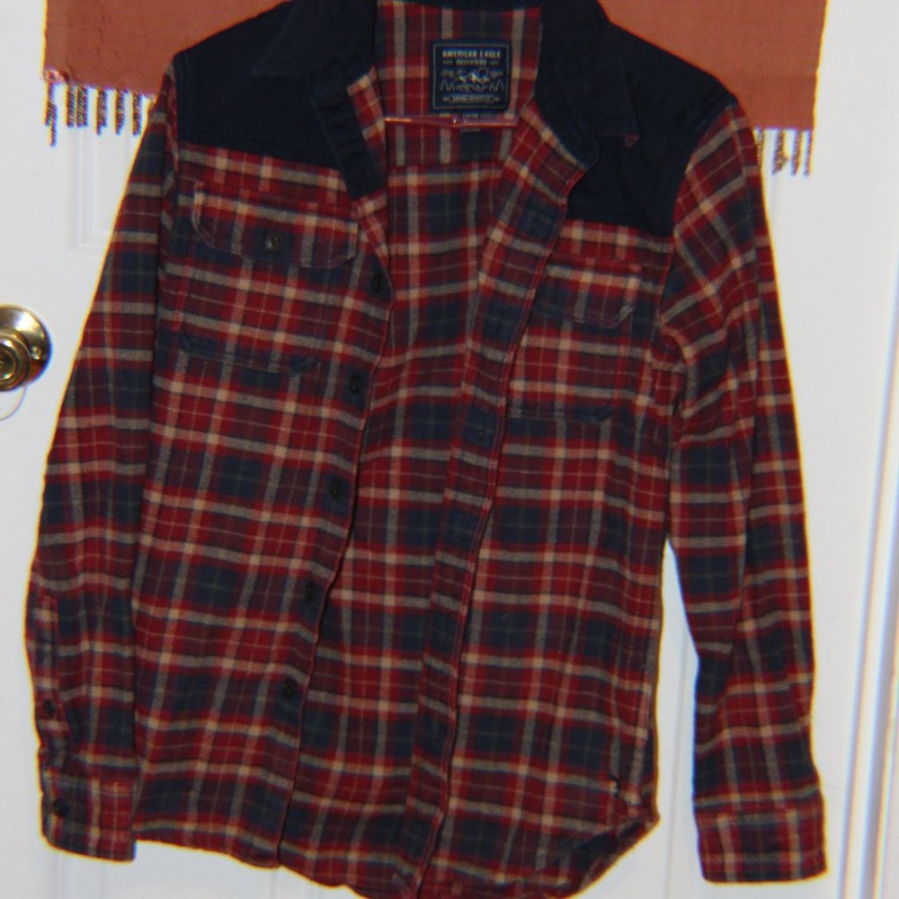 American Eagle Outfitters Size S Plaid Jacket, red, creams and blue